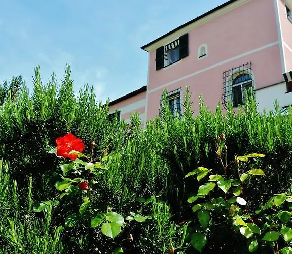 Rosmarino Bed and breakfast 4*